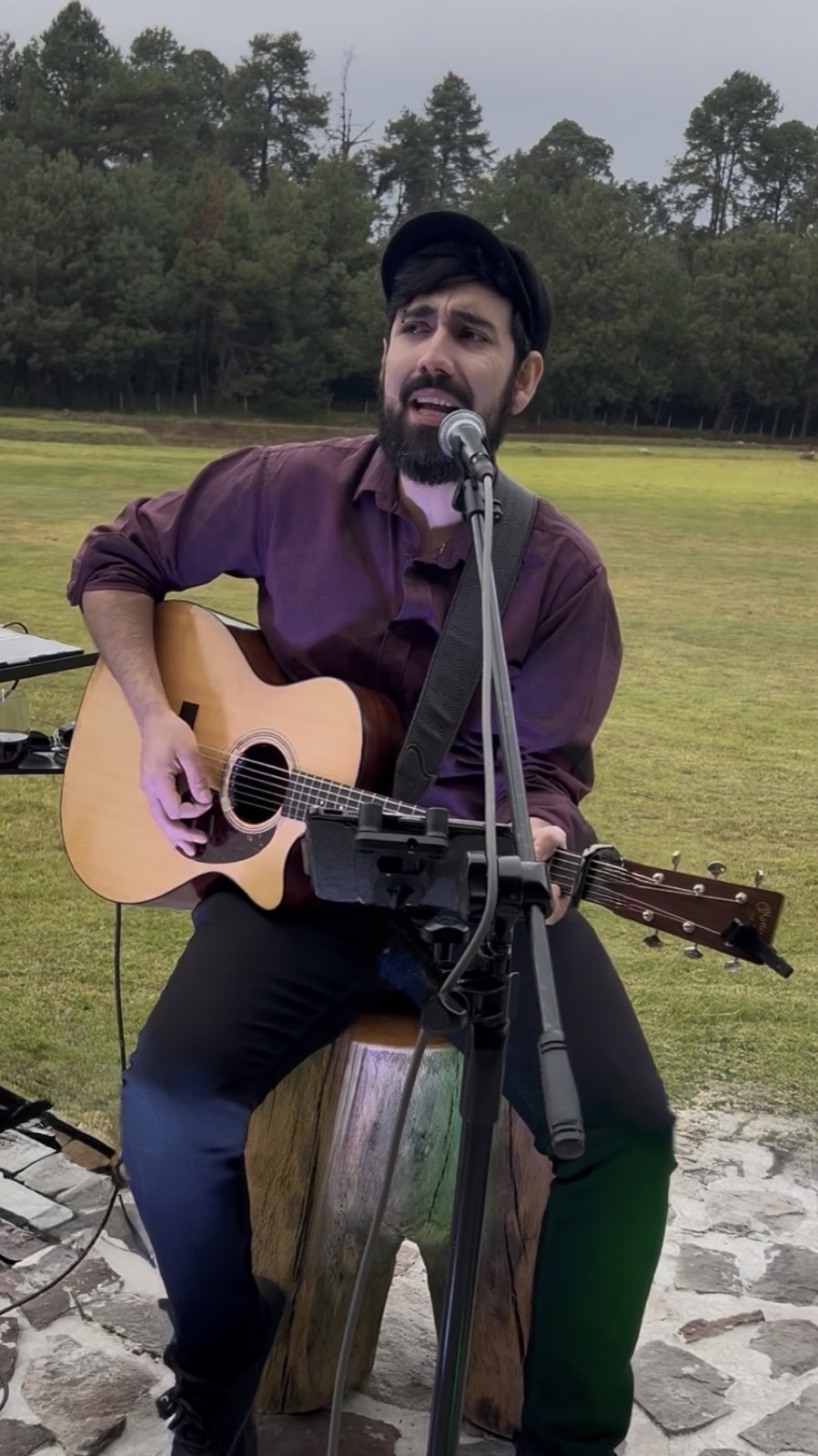 Presentación musical al aire libre.